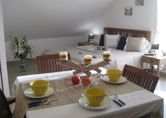 玛丽娜酒店 2* 波尔尼谢