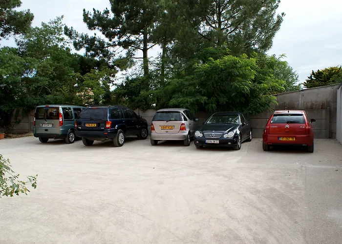 Hotel Sainte Marguerite 2* بورنيشّيه